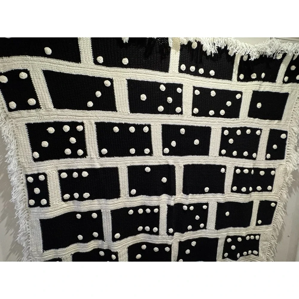 Black & White Pom Pom Throw Blanket by